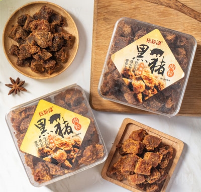 依滕源黑猪肉肉粒五香味+沙嗲味盒装日式风味休闲食品招商