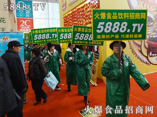 ������Ŭ���ƹ�Ӯ���˿ͻ��Ŀ϶�������